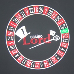 Casino Lord Teplice, CASINO LORD, projektor derksen, Led projektor, svetelná reklama, logo na chodníku, projekčné svetlá, firemné logo, herňa, krčma, reštaurácia, bar